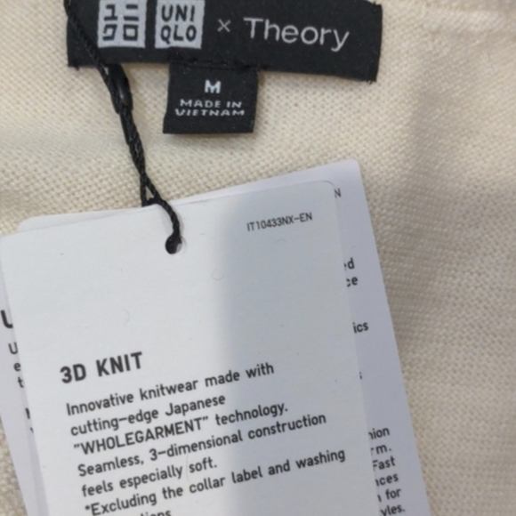 Uniqlo x Theory 100% Wool V Neck Neutral Cream Knit Tunic Top size Medium - Picture 7 of 10